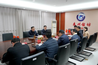 泰州市政府副市长孙群接待信访群众 会办信访事项